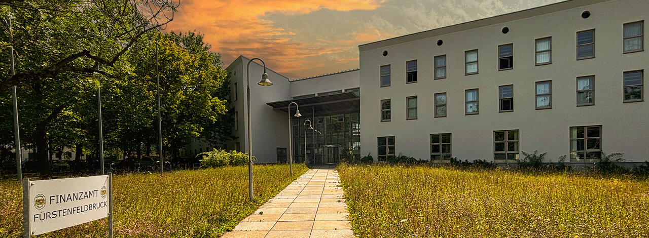  Außenansicht des Finanzamts Fürstenfeldbruck